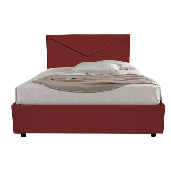 Tmavočervená jednolôžková posteľ s úložným priestorom a poťahom z koženky 13Casa Mina, 120 x 190 cm