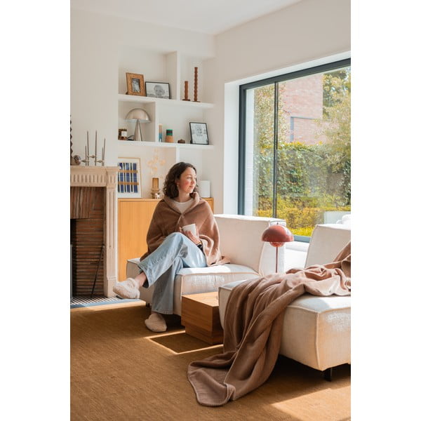 Hnedá deka z mikroplyšu 150x200 cm Tomo – Tiseco Home Studio-image-2