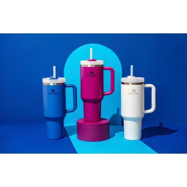 Biela termoska so slamkou z nehrdzavejúcej ocele 1,18 l Quencher H2.0 FlowState Tumbler Frost – Stanley-image-2