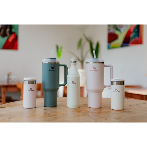 Zelená termoska 1,18 l Quencher H2.O FlowState – Stanley-image-1