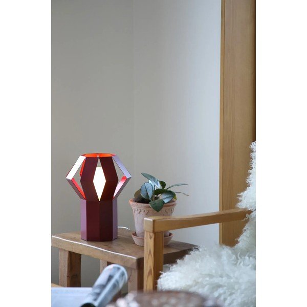 Červená kovová stolová lampa s kovovým tienidlom (výška  27 cm) Octa – Markslöjd-image-1