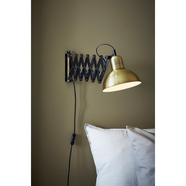 Nástenné svietidlo v zlatej farbe Riggs – Markslöjd-image-1