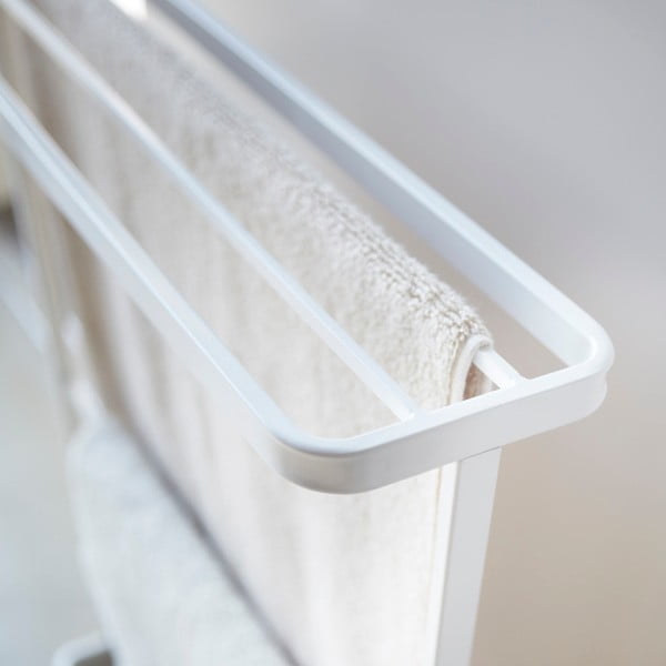 Biely stojan na uteráky YAMAZAKI Tower-image-2