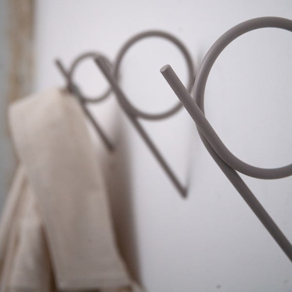 Taupe nástenný kovový háčik Tuba L – Spinder Design-image-1