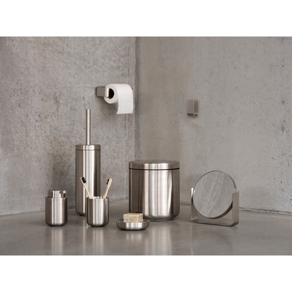 Dávkovač mydla z nehrdzavejúcej ocele v matne striebornej farbe 250 ml Ume Steel – Zone-image-2