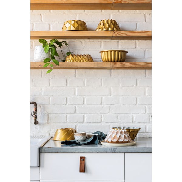 Forma na pečenie z liateho hliníka v zlatej farbe Bonami Selection Majestice-image-2