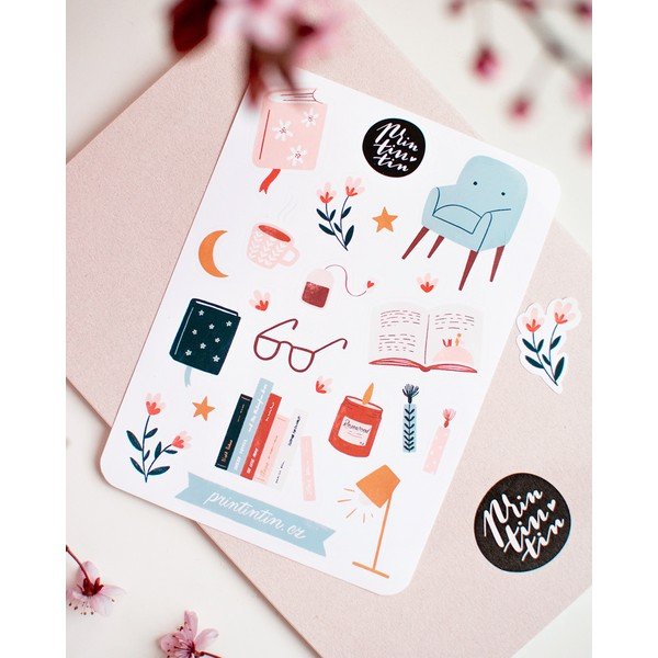 Arch vinylových samolepiek s motívom Čítací kútik Printintin, 10,5 cm x 14,5 cm-image-1