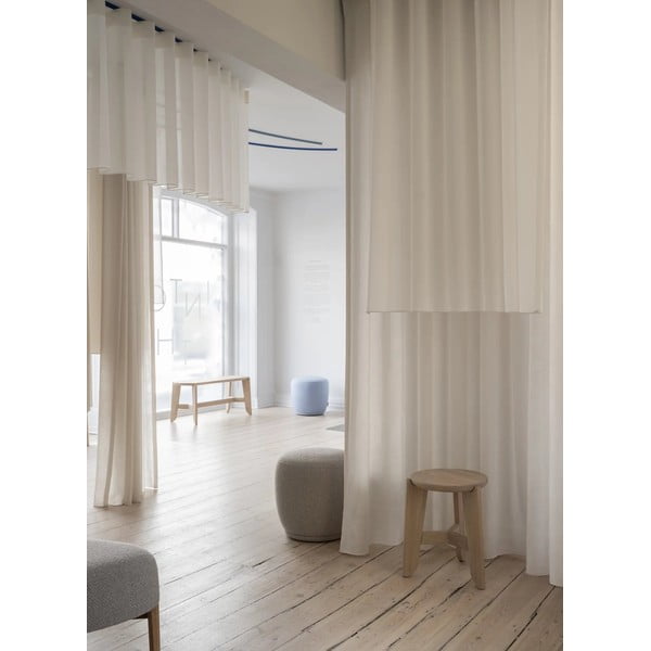 Krémová stolička KUON – Blomus-image-2