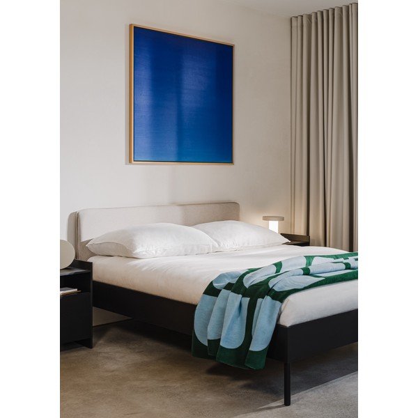 Čierna čalúnená/z drevotriesky dvojlôžková posteľ s roštom 200x200 cm Streiko – noo.ma-image-1