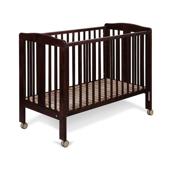 Tmavohnedá postieľka na kolieskách s polohovateľnou bočnicou YappyKids Qu, 120 × 60 cm-image-1