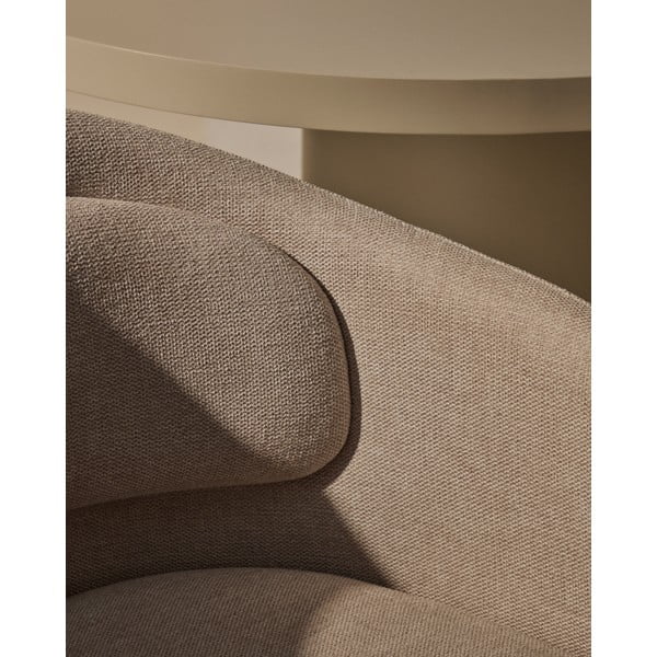 Béžové čalúnené jedálenské kreslo s podrúčkami Minda – Kave Home-image-3