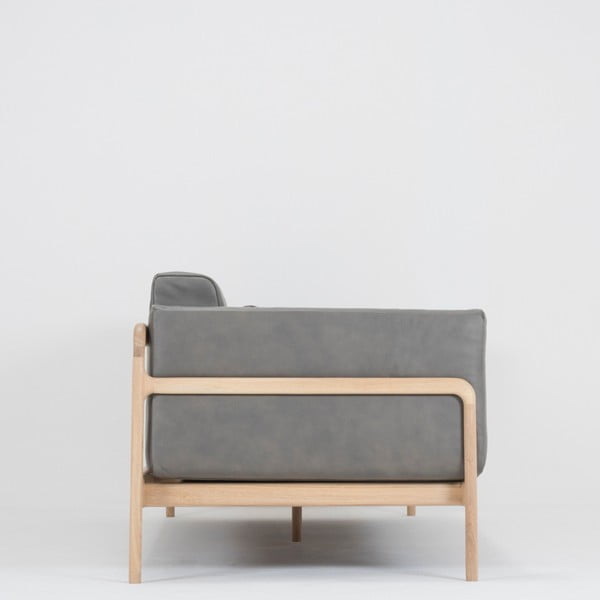 Tmavosivá pohovka z byvolej s konštrukciou z masívneho dubového dreva Gazzda Fawn, 240 cm-image-4