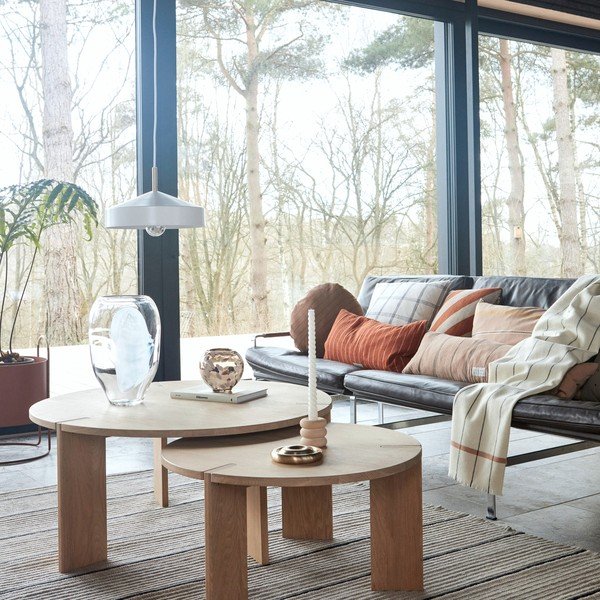 Okrúhly konferenčný stolík z dubového dreva v prírodnej farbe ø 65 cm Oy – OYOY Living Design-image-1