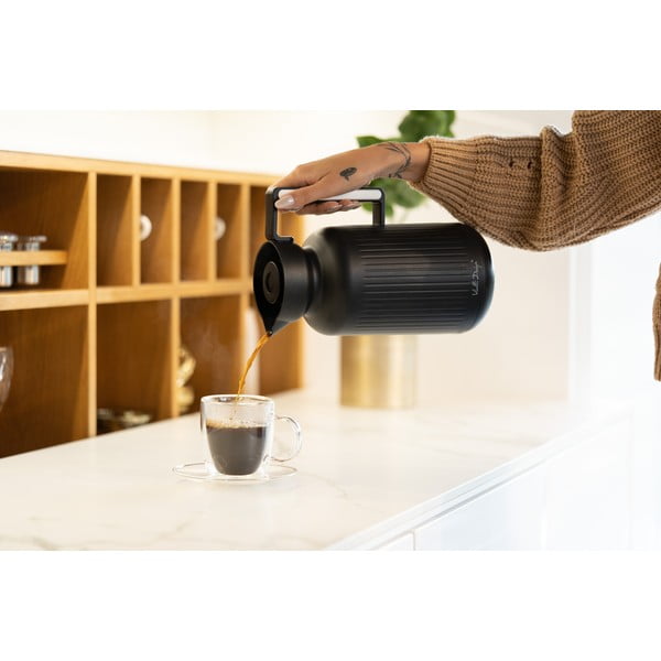 Matne čierna termoska 1 l Lungo – Vialli Design-image-4