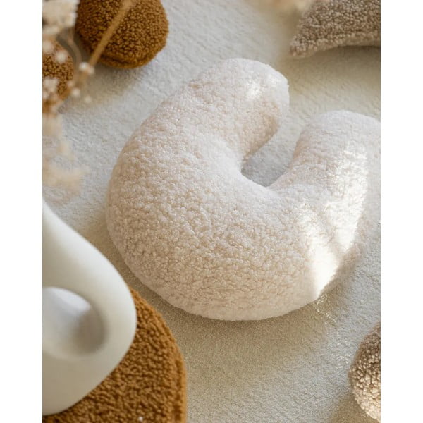 Krémový detský pohovkový vankúš z textílie buklé U – Wigiwama-image-2