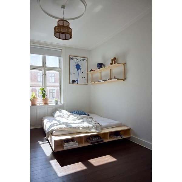 Dvojlôžková posteľ z borovicového dreva s roštom 180x200 cm v prírodnej farbe Merge – Karup Design-image-1