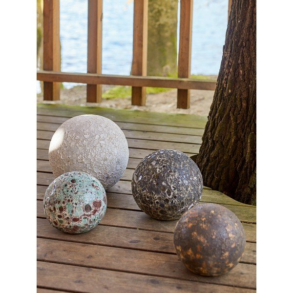 Dekoračné gule na záhradu z terakoty Reese – Bloomingville-image-2