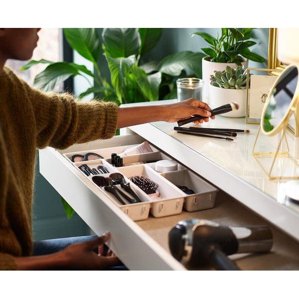 Béžové kúpeľňové organizéry v súprave 7 ks Viva – Joseph Joseph-image-1