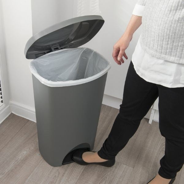 Sivý pedálový odpadkový kôš s vrchnákom Addis, 41 x 33 x 62,5 cm-image-2