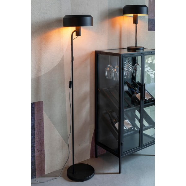 Čierna stojacia lampa s kovovým tienidlom (výška 135 cm) Landon – White Label-image-3