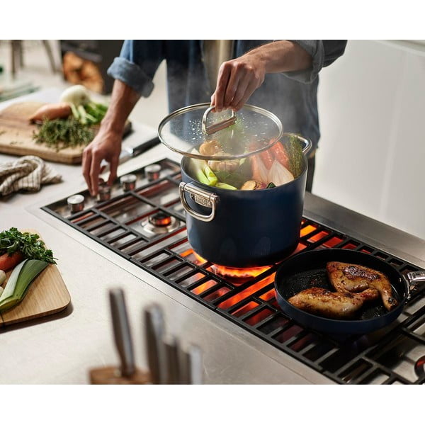 Hrniec s pokrievkou/s keramickým povrchom na indukciu Space – Joseph Joseph-image-1