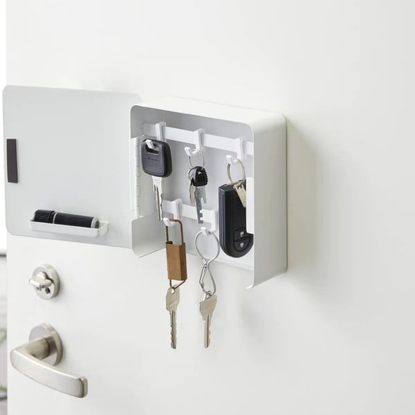 Nástenná kovová skrinka na kľúče Tower – YAMAZAKI-image-2