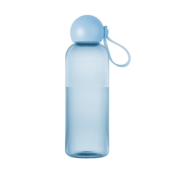 Svetlomodrá cestovná fľaša z recyklovaného plastu 600 ml Ture – Sagaform