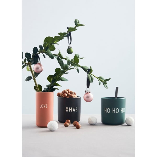Tmavozelený porcelánový hrnček Design Letters Favourite Ho Ho Ho-image-4
