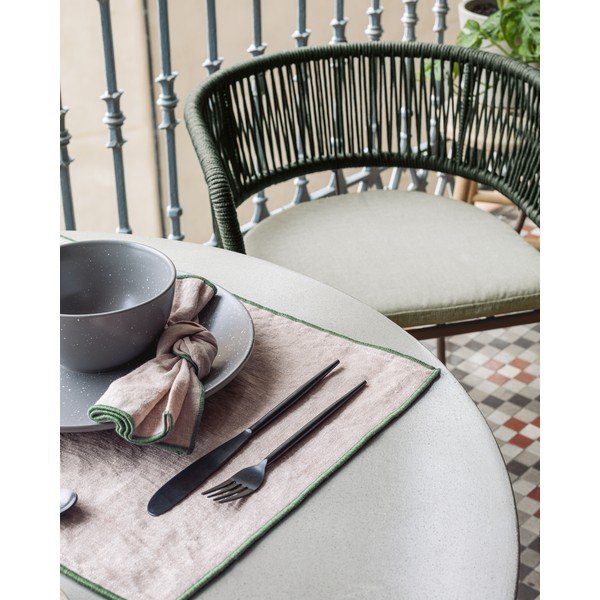 Betónový vonkajší jedálenský stôl Kave Home Itai, ⌀ 90 cm-image-4