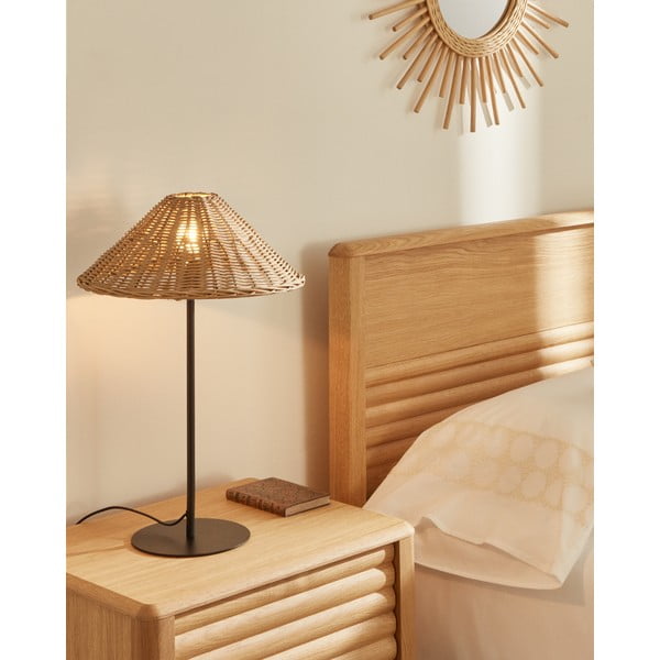 Stolová lampa s ratanovým tienidlom v čierno-prírodnej farbe (výška 50 cm) Urania – Kave Home-image-1