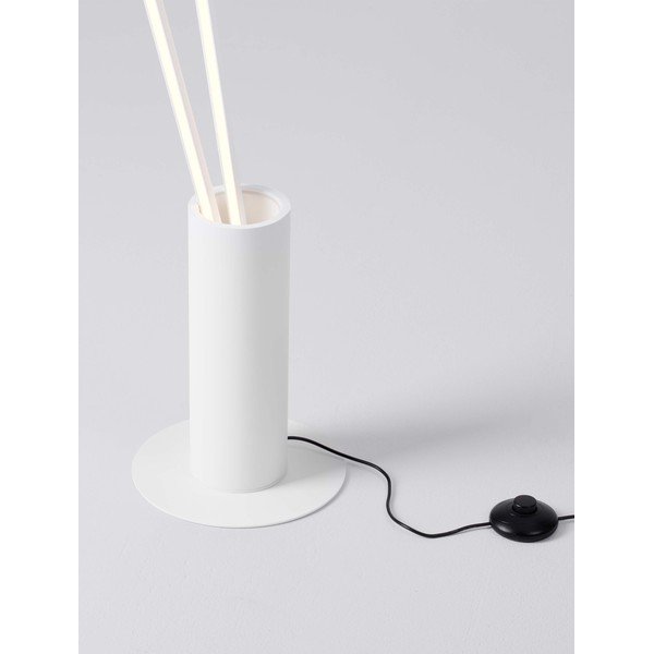 Matne biela kovová LED stojacia lampa s ohýbateľnou konštrukciou (výška  181 cm) Kimolia – Nova Luce-image-4