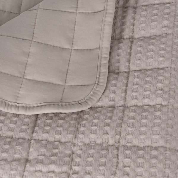 Béžový prešívaný pléd 240x260 cm – Ixia-image-1