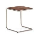 Odkladací stolík v dekore orecha 42x42 cm Tarsel – Kave Home