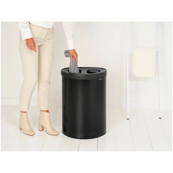 Matne čierny kovový kôš na bielizeň 55 l Selector – Brabantia-image-1