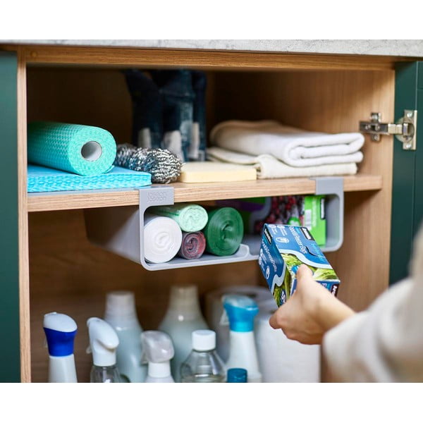 Sivý závesný plastový držiak na fólie a papierové utierky CupboardStore – Joseph Joseph-image-4