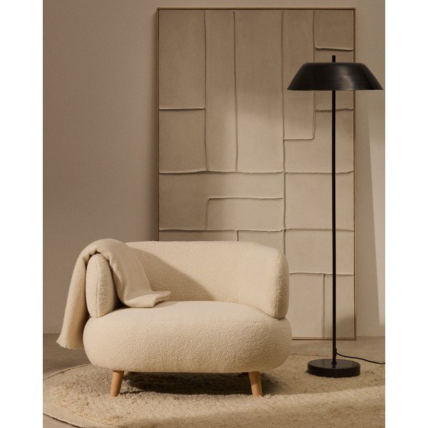 Béžové kreslo z textílie buklé Luisa – Kave Home-image-1