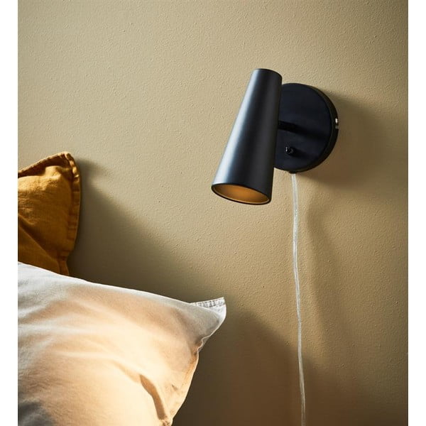 Čierne nástenné svietidlo Markslöjd Crest, výška 17 cm-image-1