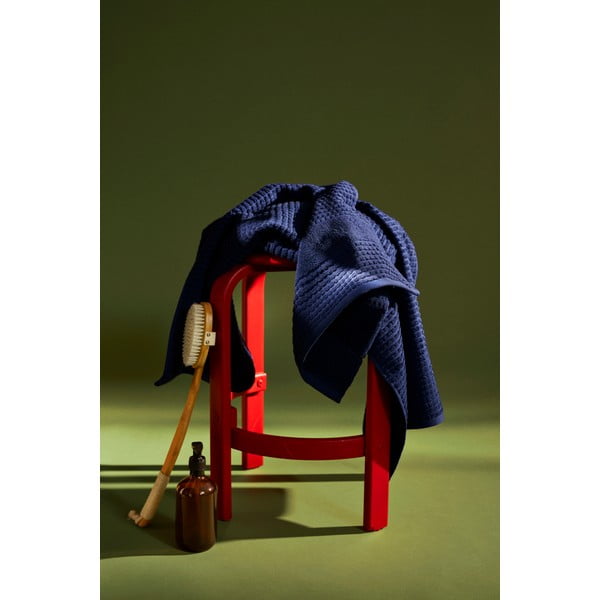 Tmavomodrá froté osuška z Bio bavlny 70x140 cm Check – JUNA-image-1