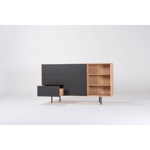 Nízka komoda z dubového dreva v čierno-prírodnej farbe 176x100 cm Fina - Gazzda-image-1