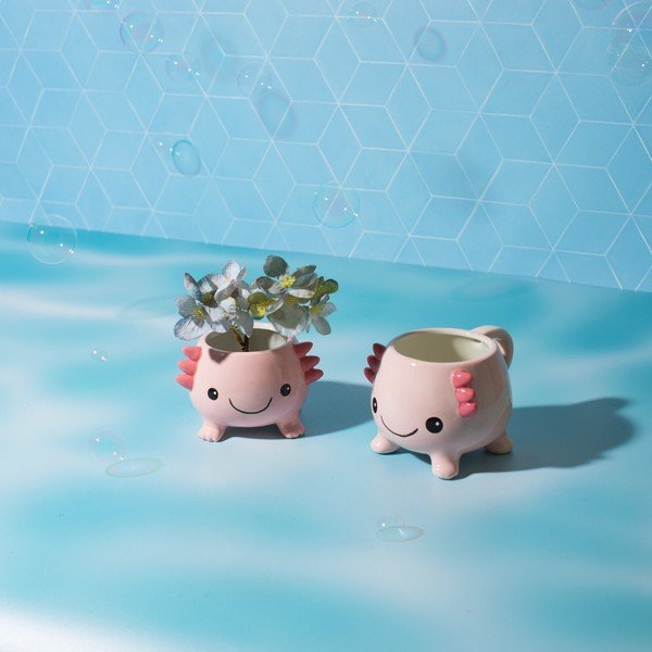 Svetloružový hrnček Axolotl – Sass & Belle-image-2