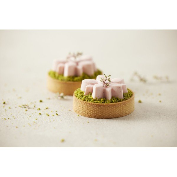 Silikónové formy na pečenie muffinov v súprave 6 ks Flower – Blomsterbergs-image-1