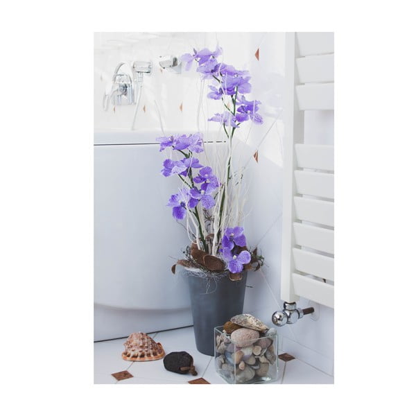 Kvetinová dekorácia od Aranžérie, váza s fialovou orchideou