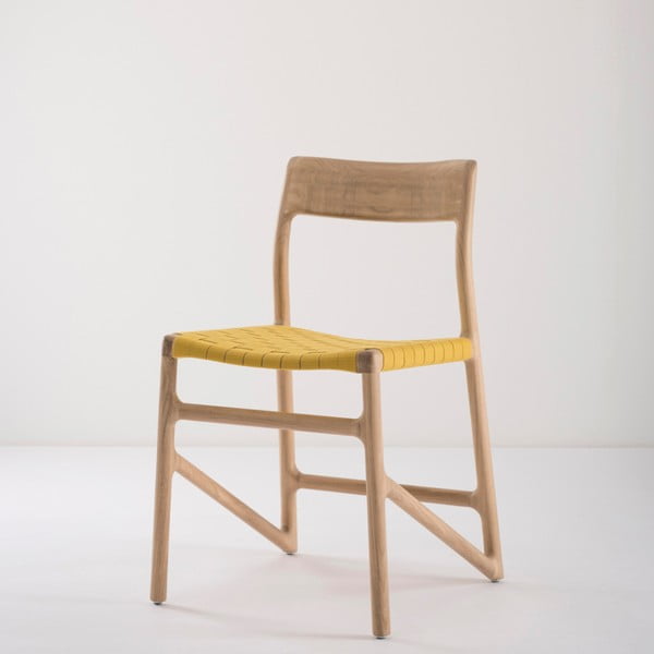Jedálenská stolička z masívneho dubového dreva so žltým sedadlom Gazzda Fawn