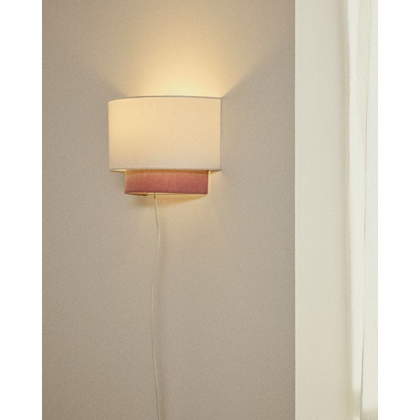 Biele/svetloružové detské nástenné svietidlo s textilným tienidlom Bianella – Kave Home-image-1