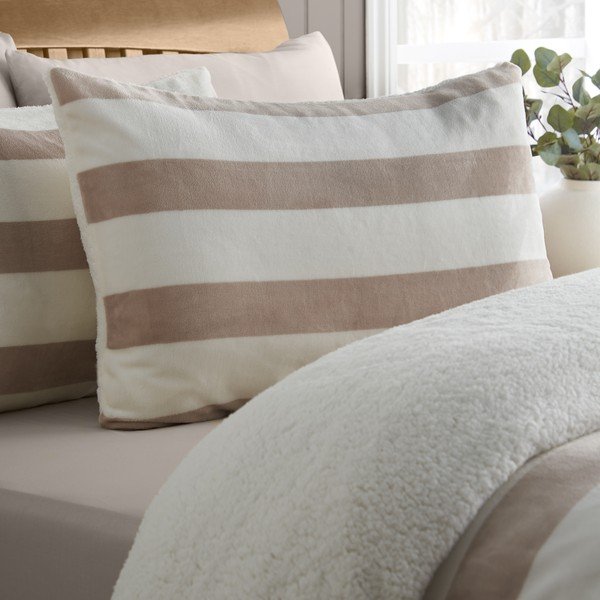 Obliečky na dvojlôžko s baránkom v prírodnej farbe 200x200 cm Cosy Sherpa Stripe – Catherine Lansfield-image-2