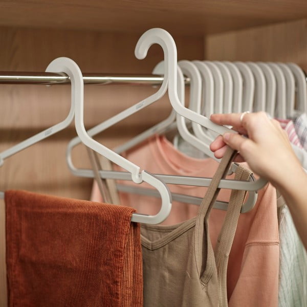 Plastové vešiaky v súprave 5 ks Orderly – Joseph Joseph-image-1