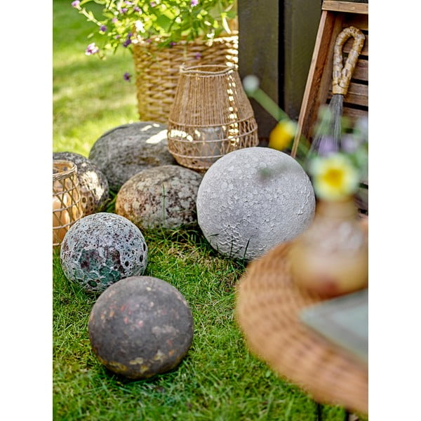 Dekoračné gule na záhradu z terakoty Reese – Bloomingville-image-2
