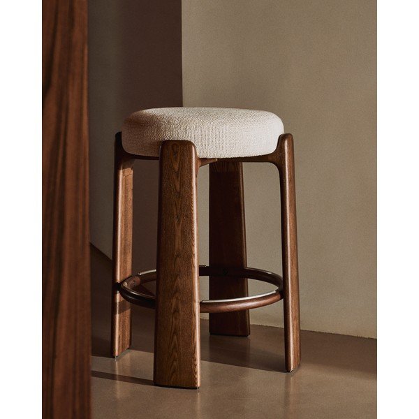 Béžová/v tmavo prírodnej farbe barová stolička z jaseňového dreva (výška sedadla 65 cm) Granite – Kave Home-image-1