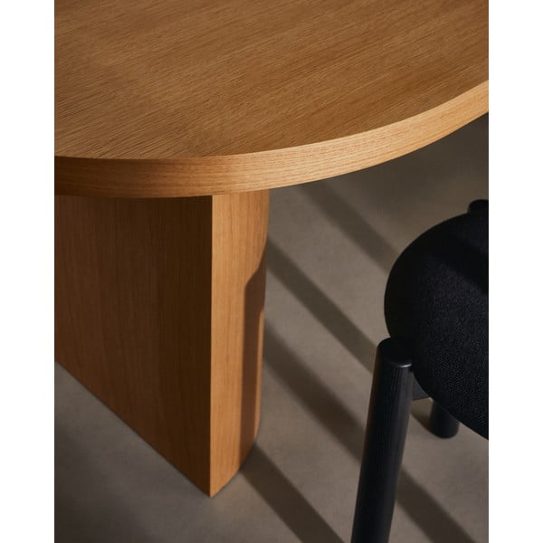 Jedálenský stôl v dekore duba 100x200 cm Nealy – Kave Home-image-2