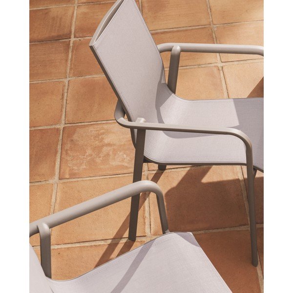 Béžová/taupe záhradná stolička Canea – Kave Home-image-2